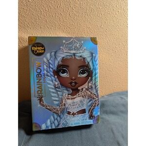 Rainbow Vision Robin Sterling Costume Ball 11" Rainbow High Costume Doll In Hand